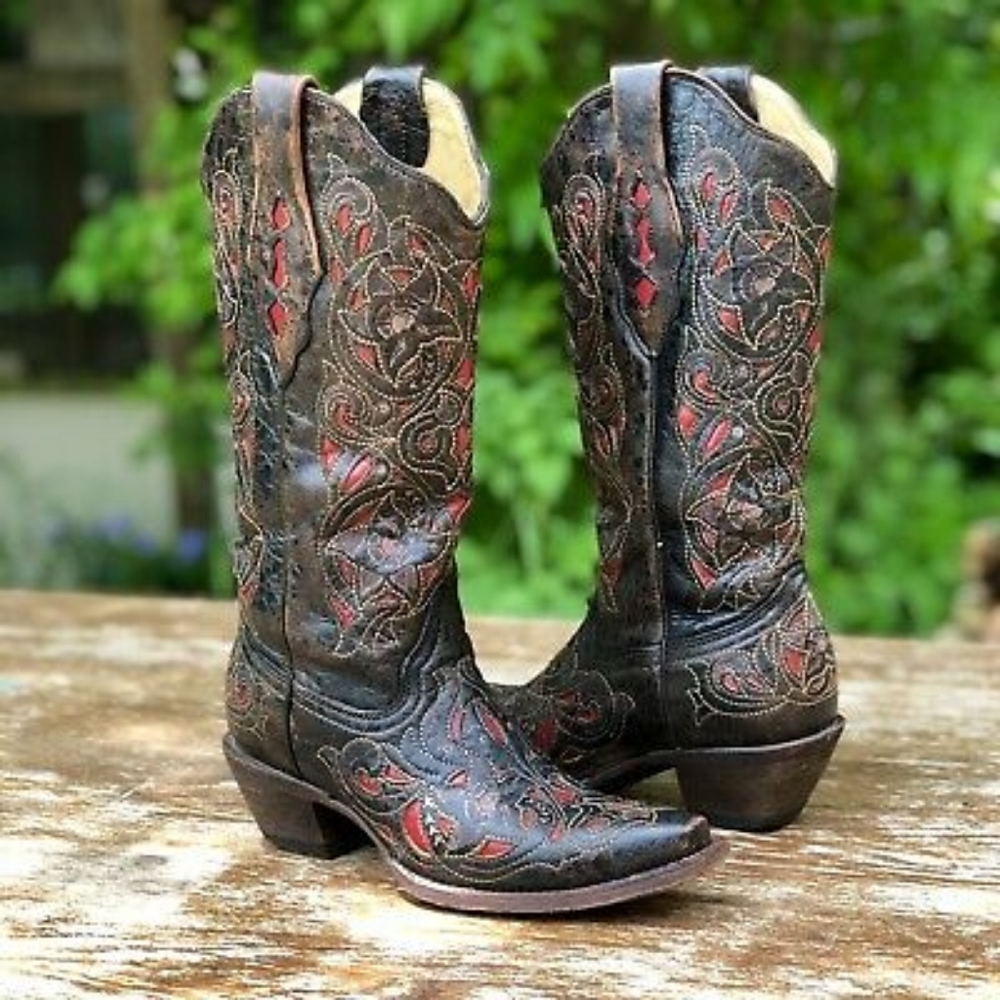 CORRAL BOOTS Euc 6 womens